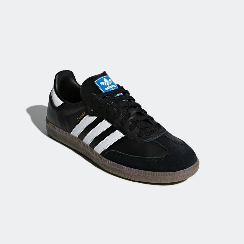 Adidas Samba OG Black — angle view